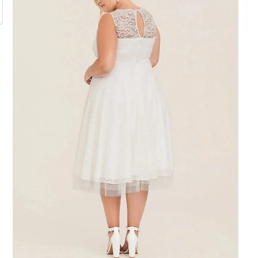 Torrid Lace Bridal Wedding Ivory Dress 14 - Picture 3 of 8